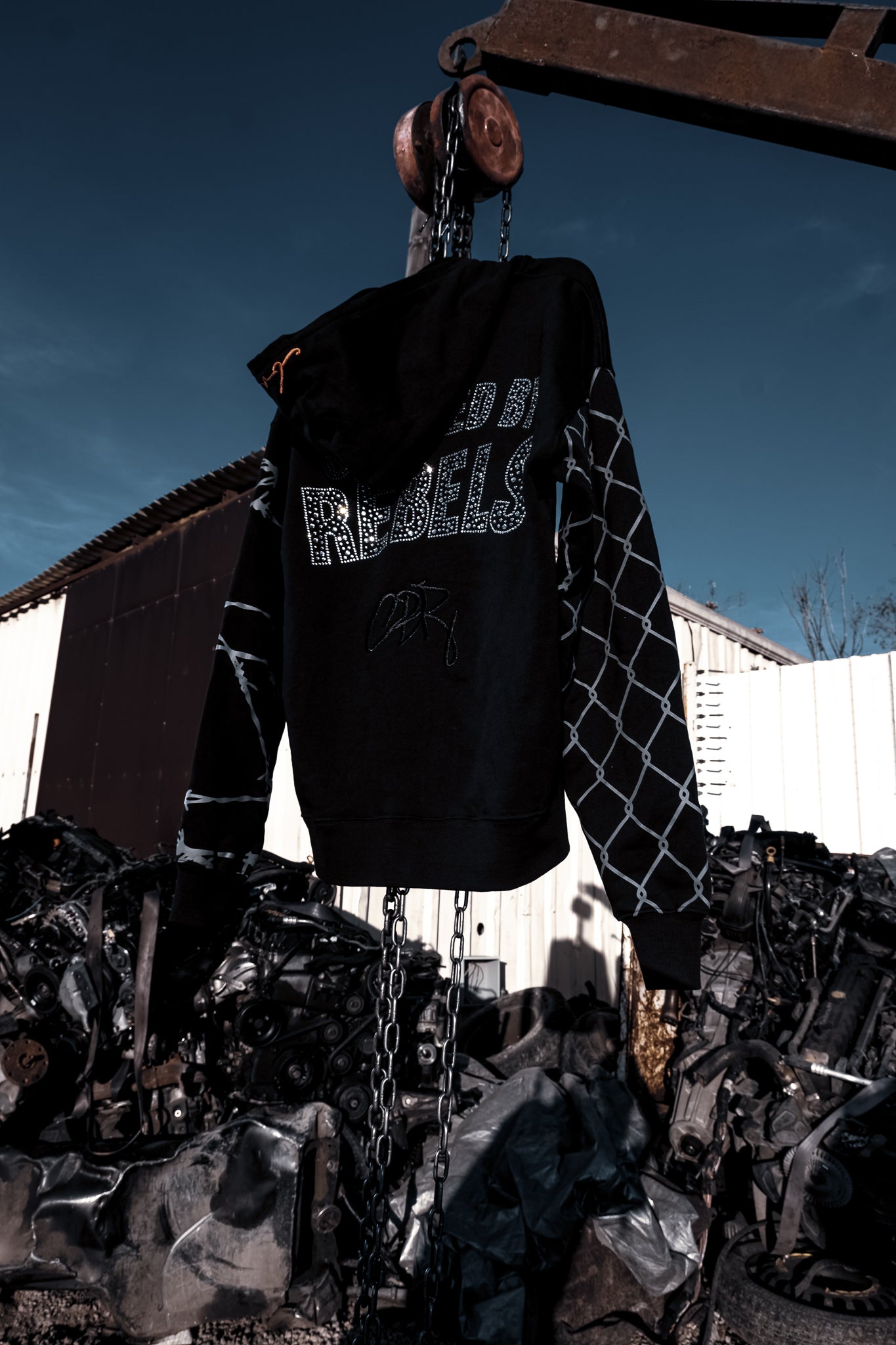 MIDNIGHT RIOT ZIP-UP